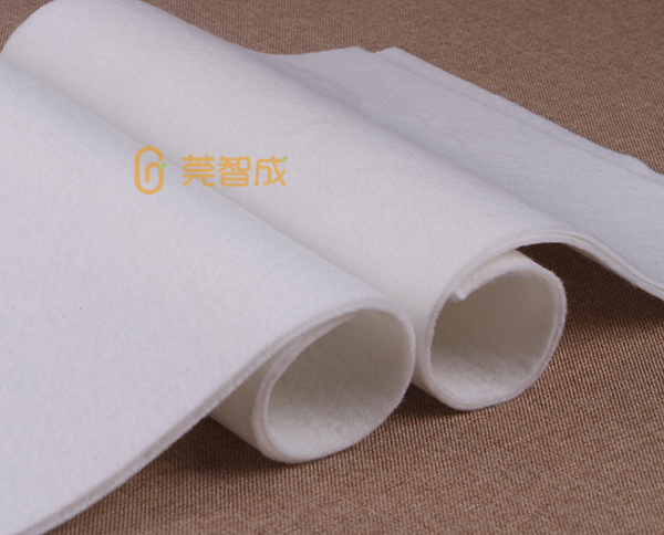 白色針刺無(wú)紡布