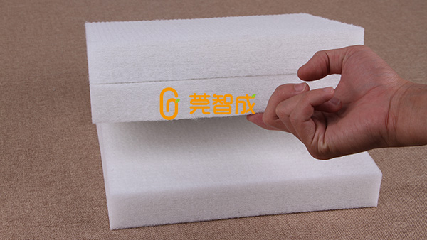 樹脂棉-一種耐稀堿，不怕霉的床墊材料
